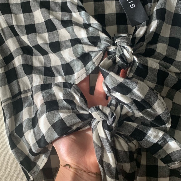 Gingham/ checkered crop too - Picture 2 of 3